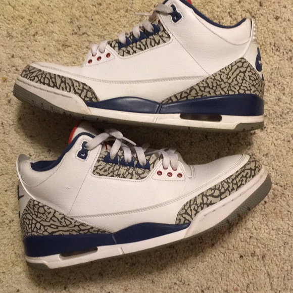 Jordan 3s - Picture 3 of 3